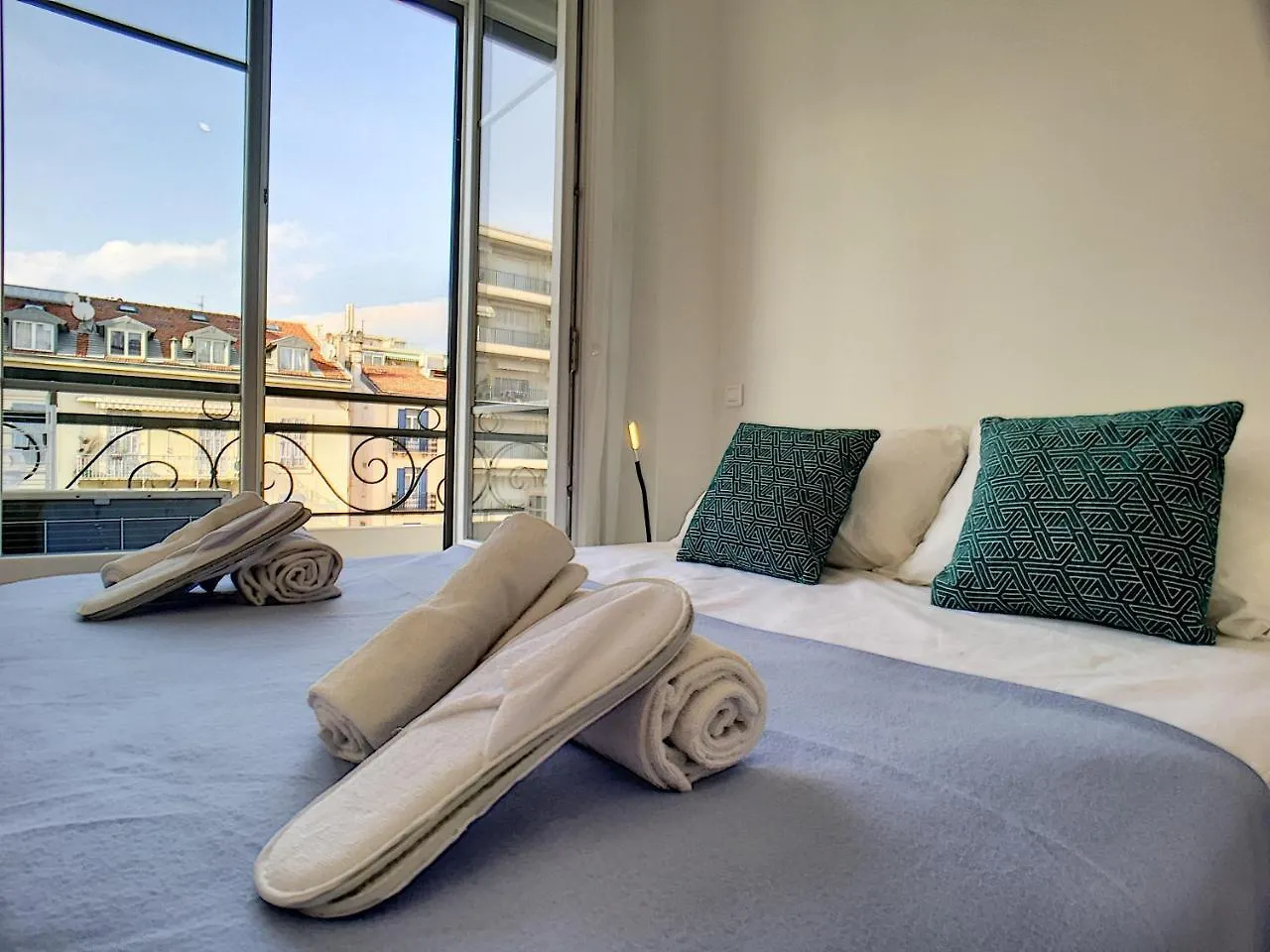 Apartmán Nestor&Jeeves - Fiora Paradise Terrace - Central - Very Close Sea Nice